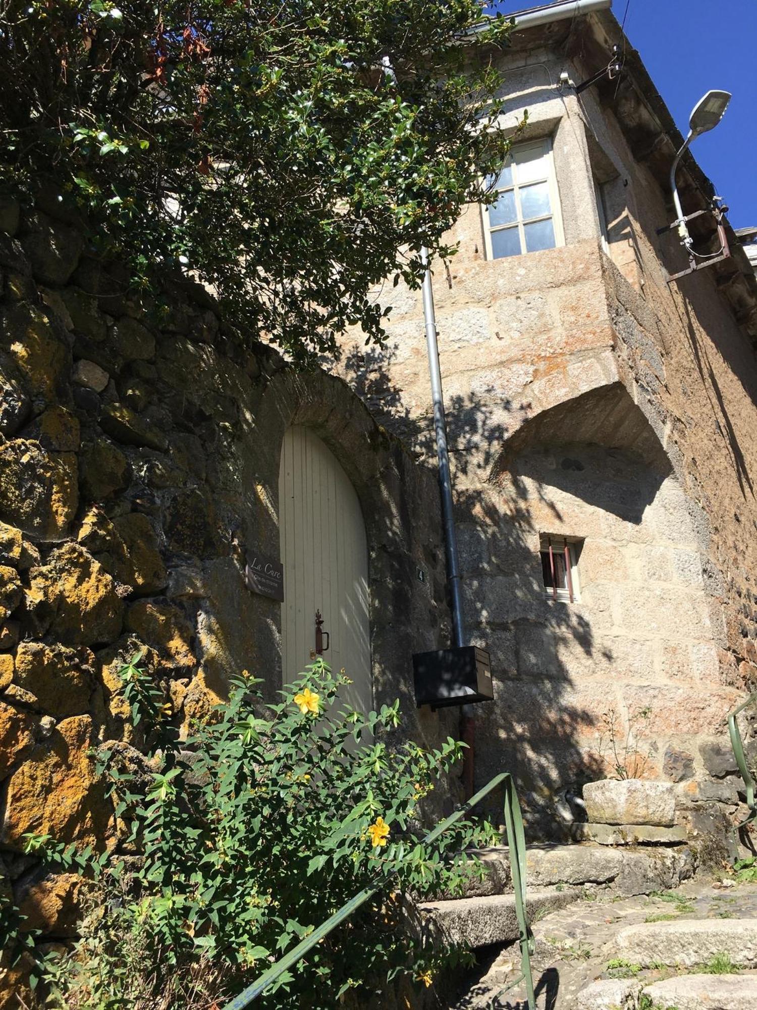 La Cure Grande Maison De Charme De 2 A 14 Personnes Saint-Urcize Dış mekan fotoğraf